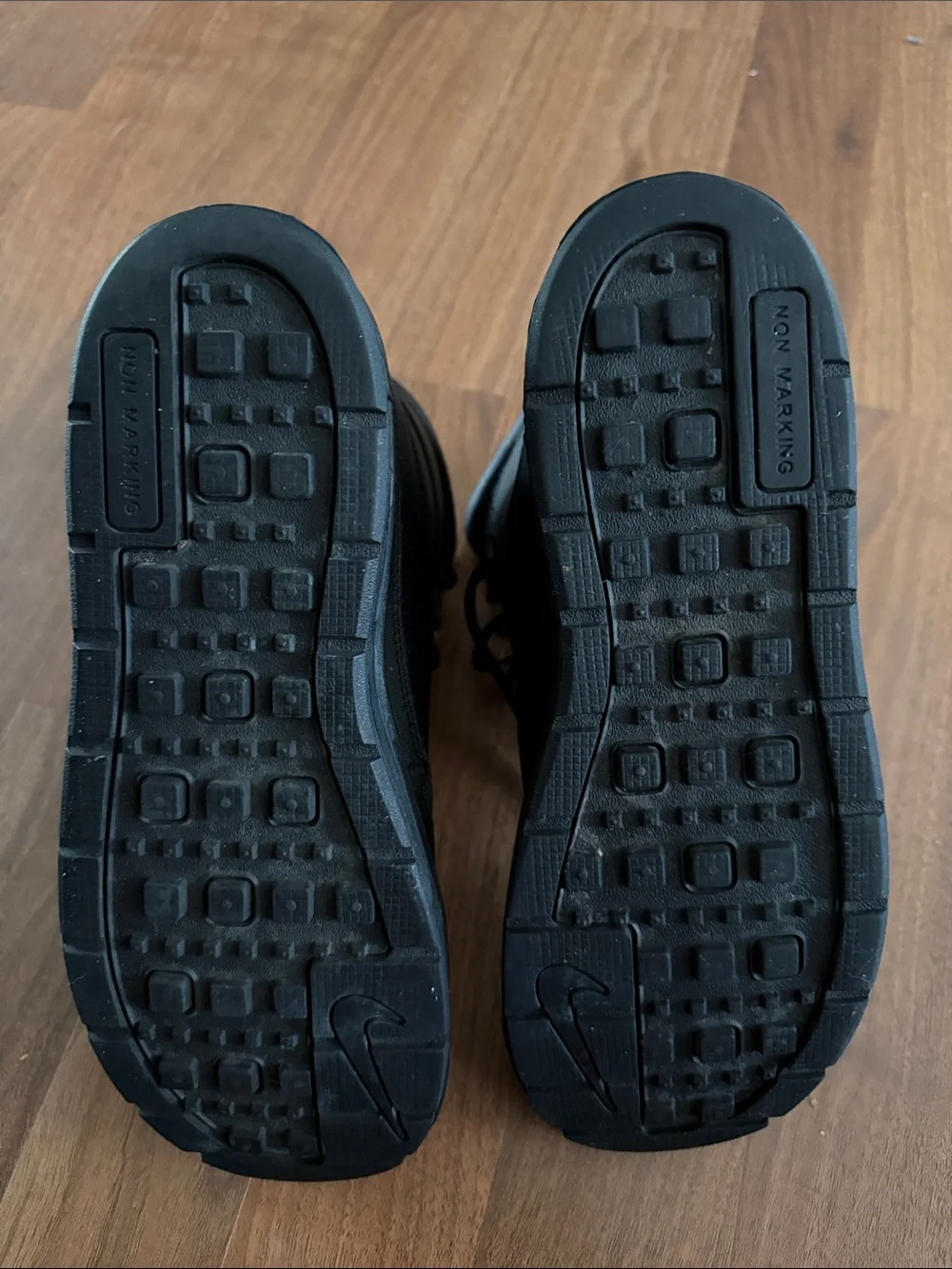 Nike ACG Kids Black High-Top Winter Boots